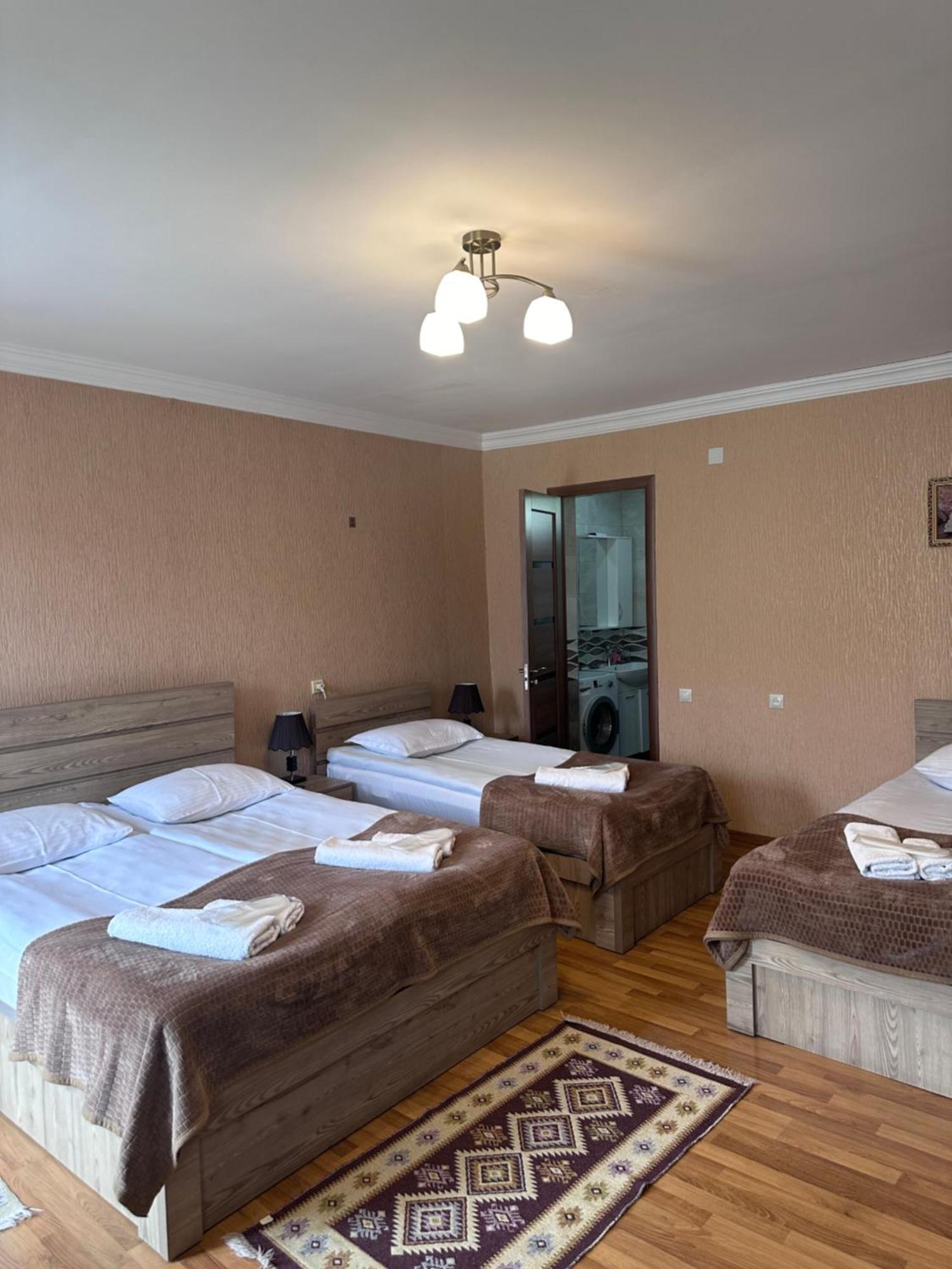 Kazbegi Guide Hotel Exterior photo